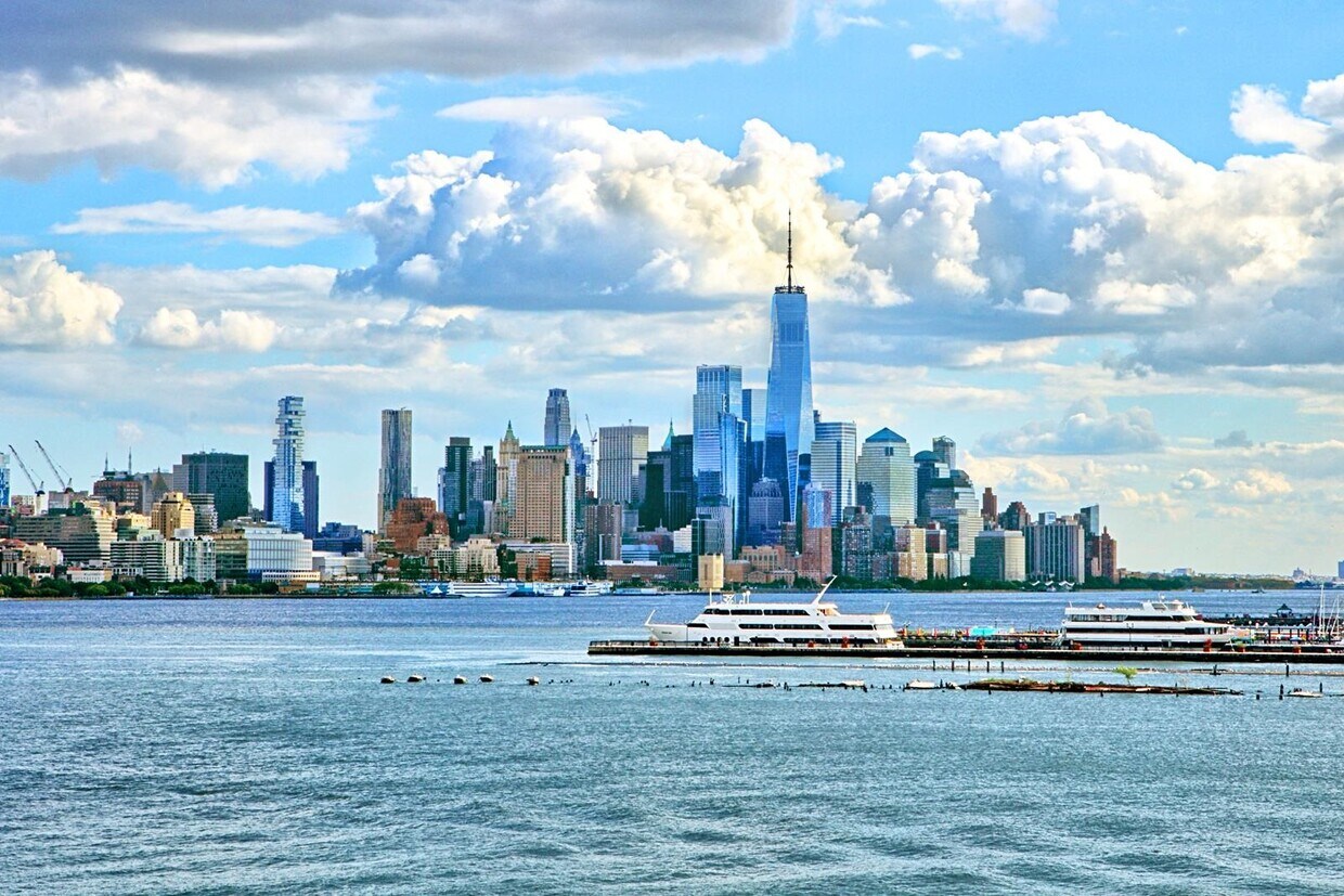 600 Harbor Blvd Unit 1002, Weehawken, NJ 07086 Condo for Rent in