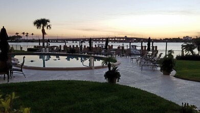 Building Photo - 2840 S Ocean Blvd