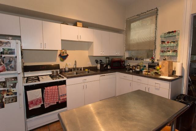 Foto del edificio - 2142 N Halsted St