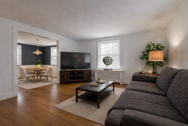 Building Photo - 59 Morris St