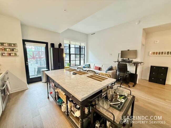 Building Photo - 1625 Eckington Pl NE