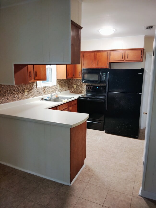 Cocina - 3075 Patricia Dr