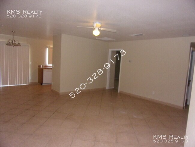 Foto del edificio - 1900 W Nava Dr