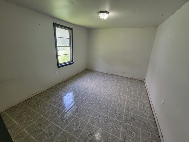 Foto del edificio - 14052 Railroad Ave