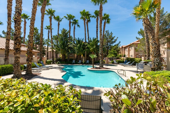 Building Photo - 2925 Wigwam Pky