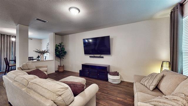 Foto del edificio - 8657 Star Thistle Dr