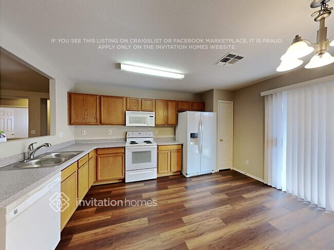 Foto del edificio - 3032 W Desert Vista Trail