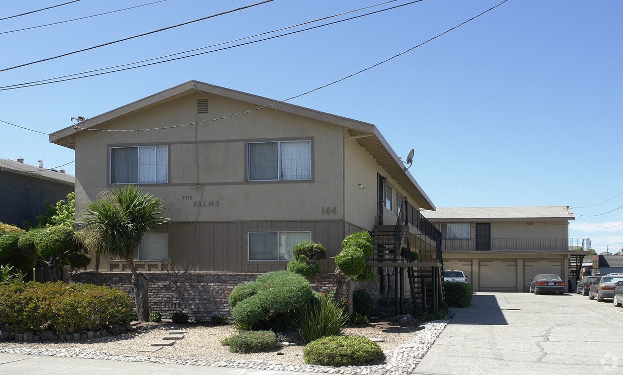 Building Photo - Rodeo Commons Townhomes