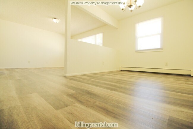 Building Photo - 1221 Yellowstone Ave