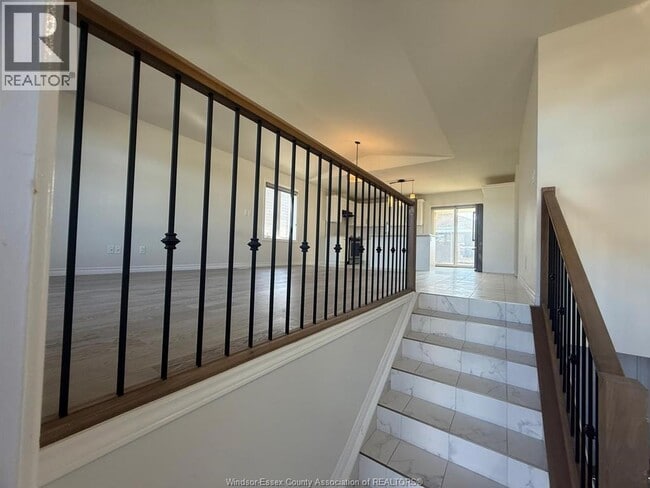 Building Photo - 1178 Aspen Ridge Cres