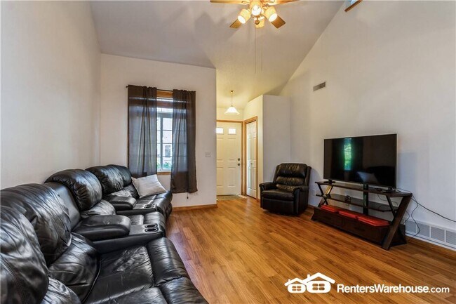 Foto del edificio - 3701 Brook Ridge Ct