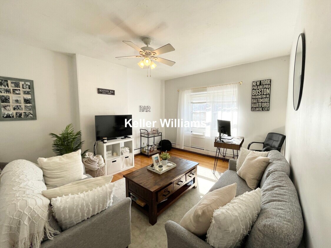 Foto principal - 748 E 4th St