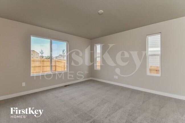 Building Photo - 10285 Luneth Dr