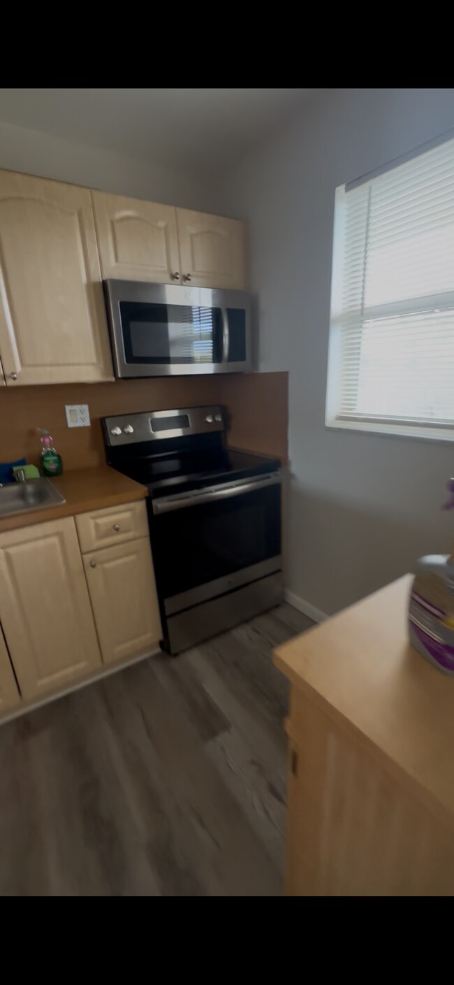 Cocina - 220 SW 9th Ave