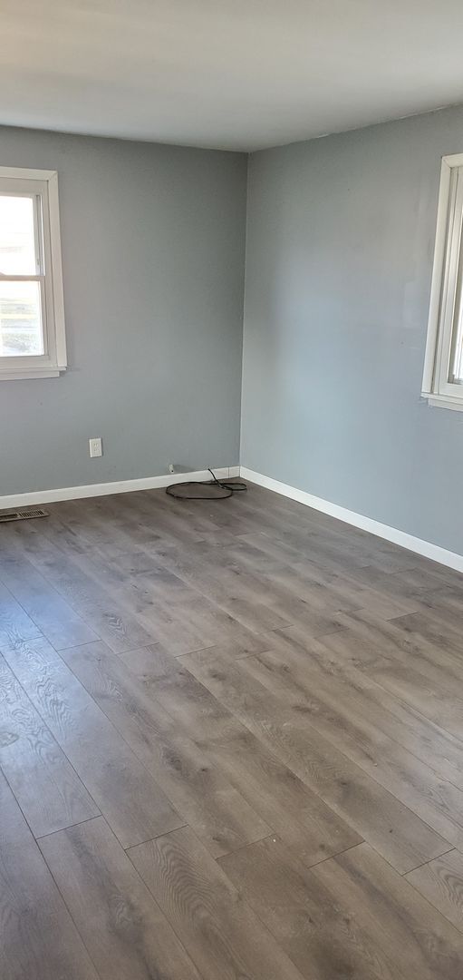 Building Photo - 3BEDROOM DUPLEX FOR RENT