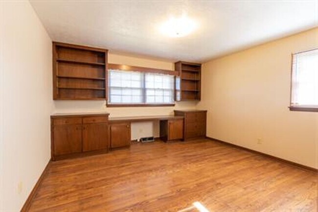 Foto del edificio - Southeast Springfield 3 Bedroom, 2 Bathroom