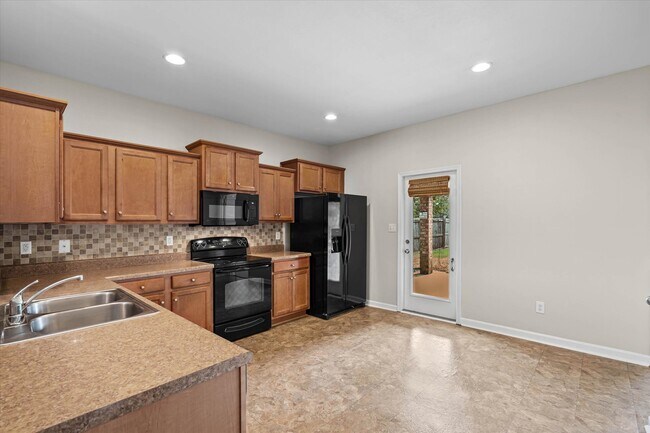 Foto del edificio - 24348 Wilshire Way