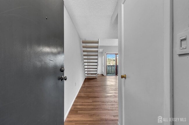 Building Photo - 2016 Aspen Dr