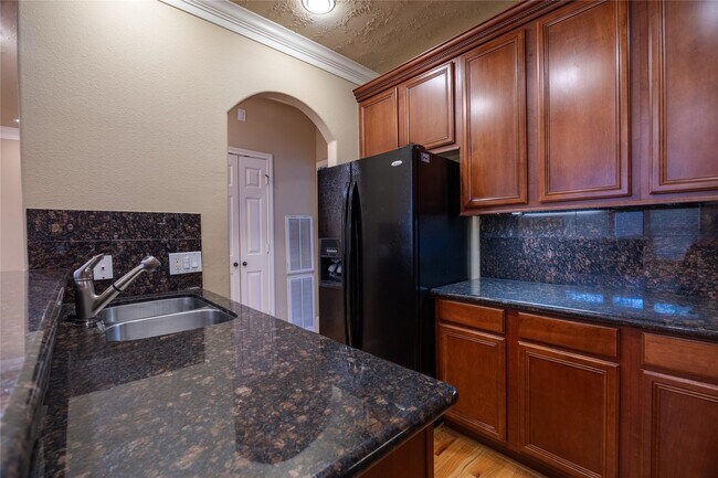 Foto del edificio - 1717 Aden Mist Dr