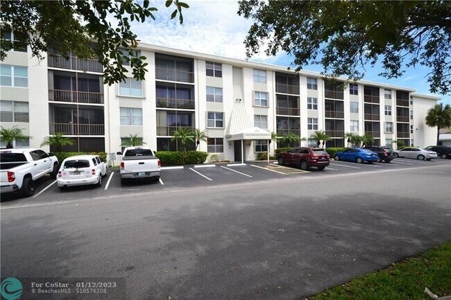 Foto del edificio - 4501 NE 21st Ave