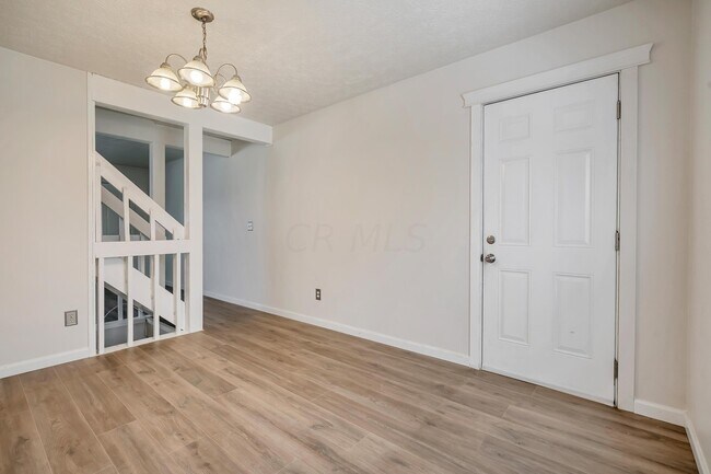 Building Photo - 2949 Essington Dr