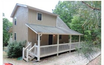 Building Photo - 158 Craig Thompson Dr