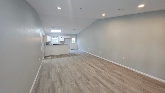 Building Photo - 216B White Eagle