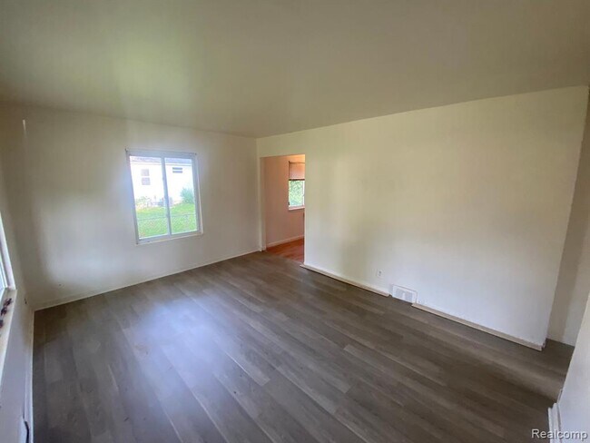 Foto del edificio - 26039 Lehigh St