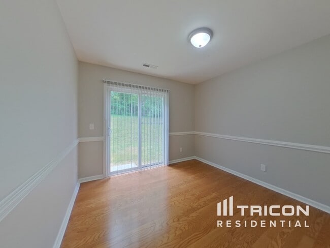 Building Photo - 7610 Hidden Creek Dr