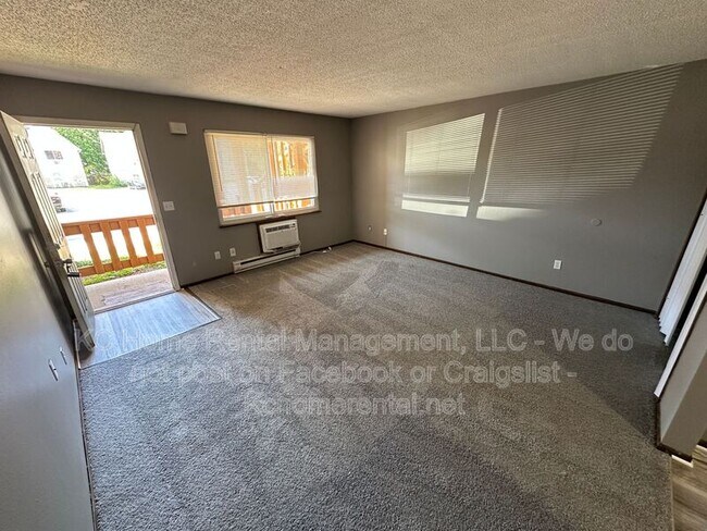 Foto del edificio - 561 N Somerset Terrace