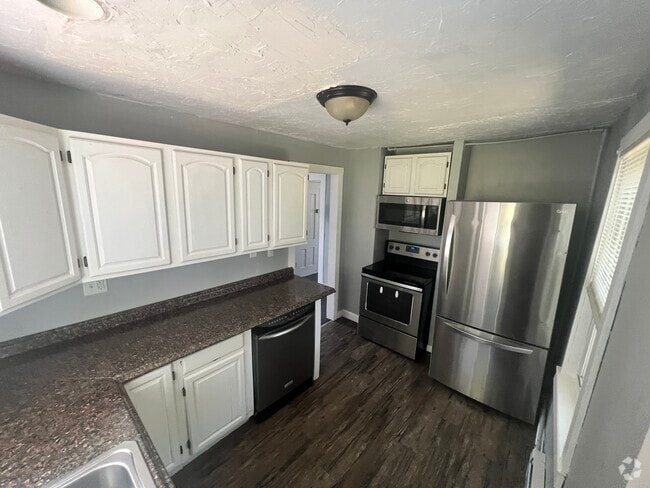 Building Photo - 18 Lovewell St