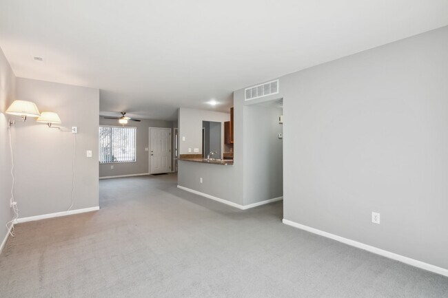 Foto del edificio - 30773 Hidden Pines Ln