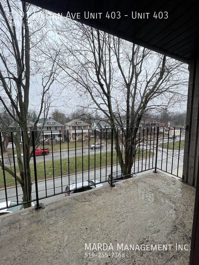 Photo du bâtiment - SLEEK & SPACIOUS 1BEDROOM/1BATH UNIT WITH ...