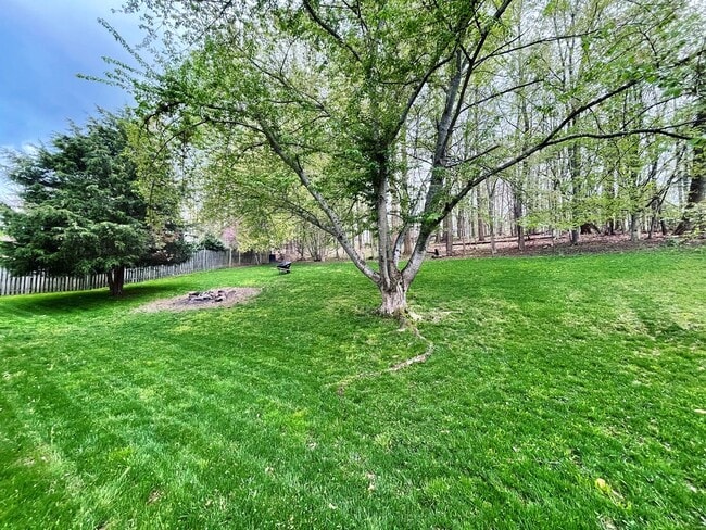 Building Photo - 6709 Cherryfield Rd