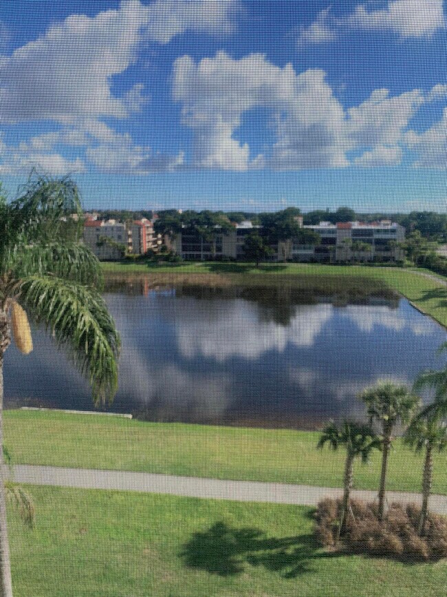 Building Photo - 7360 S Oriole Blvd