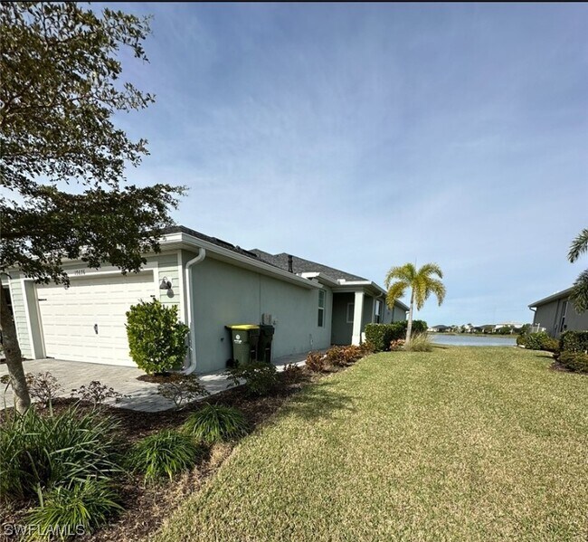 Foto del edificio - 17676 Woodland Ct