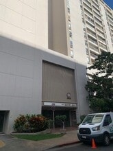 Building Photo - 430 Keoniana St