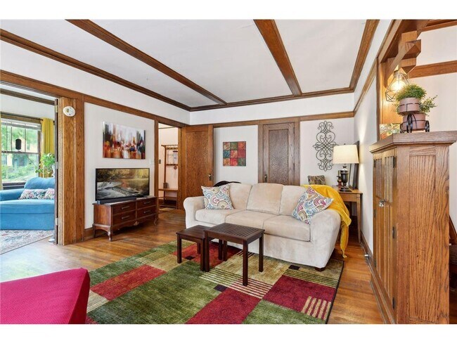 Foto del edificio - 3319 Emerson Ave S