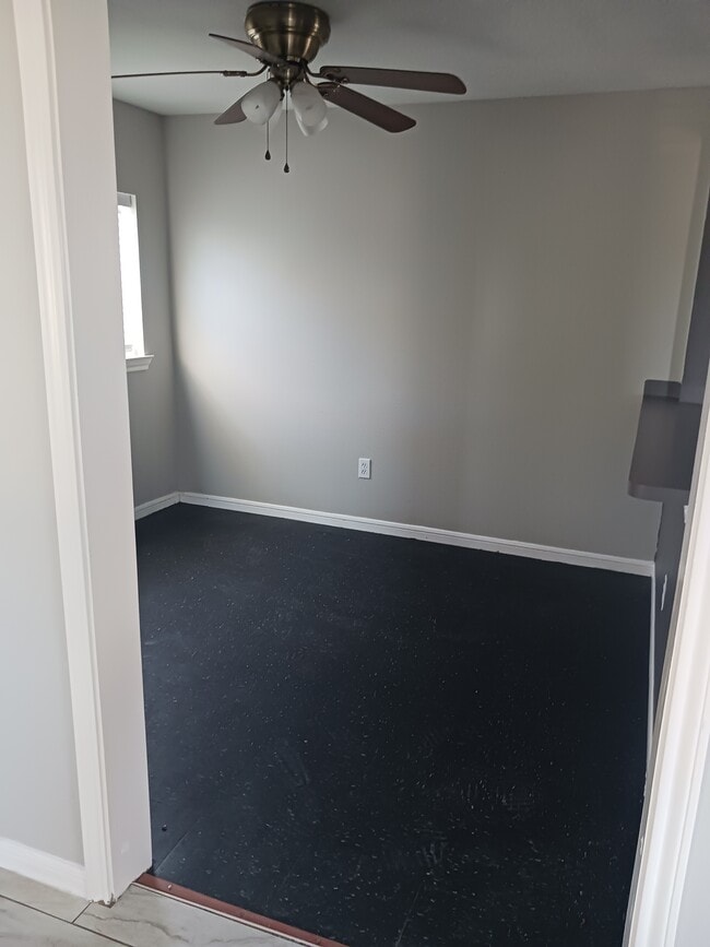 Foto del edificio - 2109 Victory St