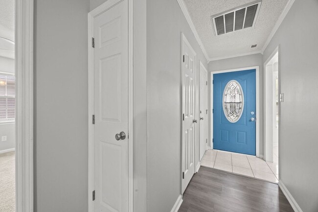 Building Photo - Welcome to Foxhorn Village!