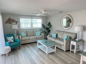 Building Photo - 6154 Midnight Pass Rd