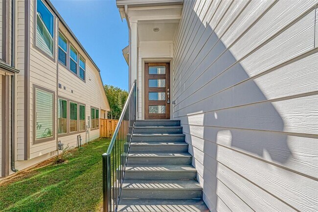 Foto del edificio - 522 Longleaf Pine Dr