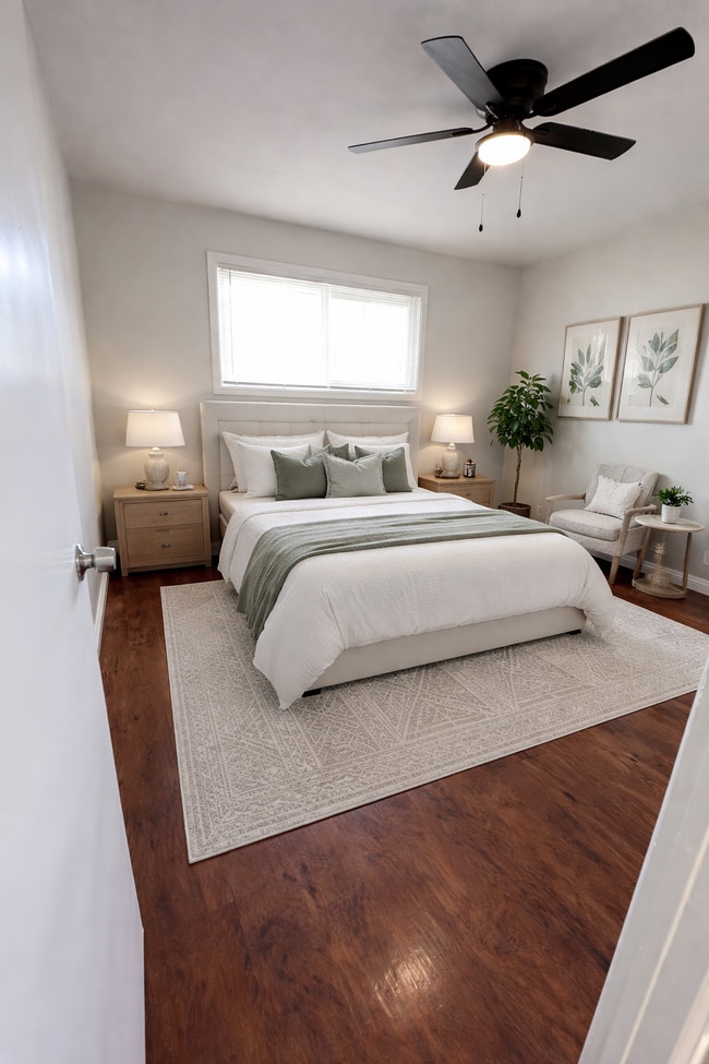 Photo - 22877 Adrienne Ave Apartment