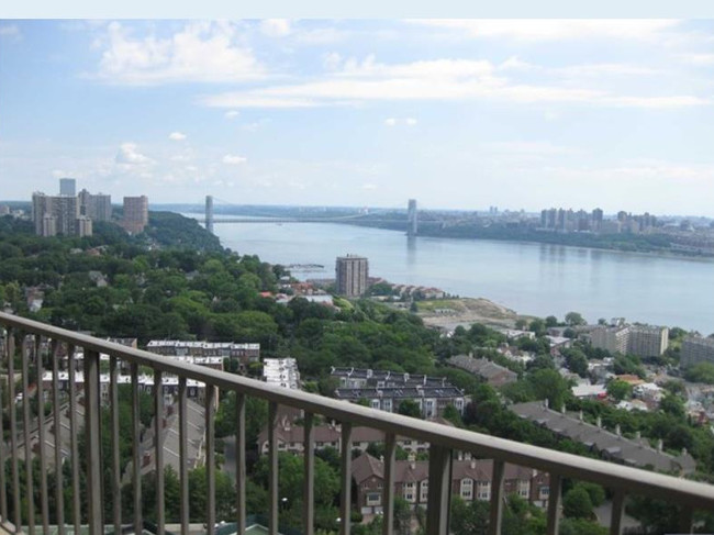 Direct River View - 200 Winston Dr