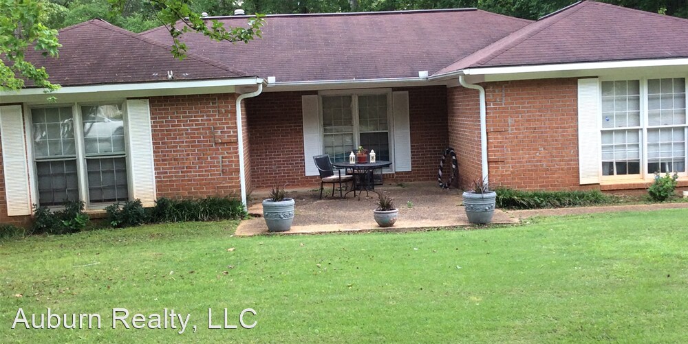 Foto principal - 3 br, 2 bath House - 925 Tacoma Drive