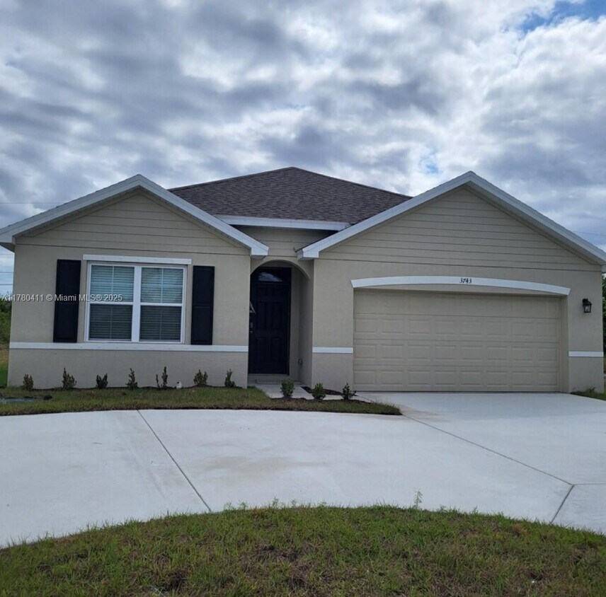 Foto principal - 3743 SW Port St Lucie Blvd