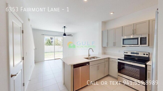 Foto del edificio - 6353 Fairmont Ln