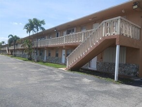 Building Photo - 1154 W 35th St