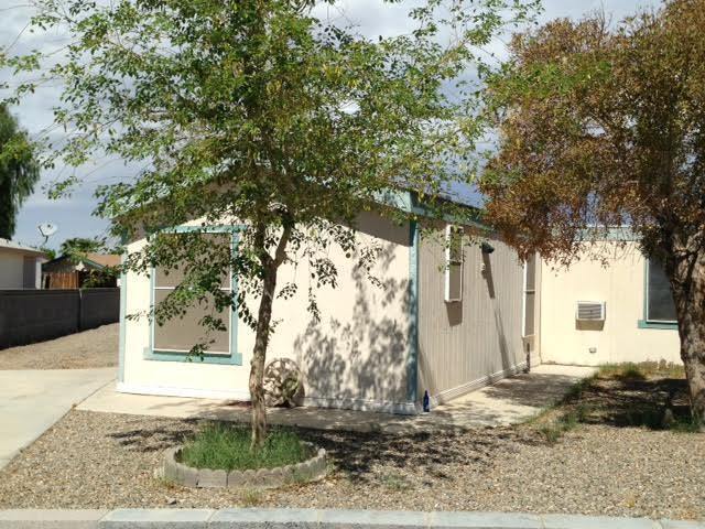 Primary Photo - Fully Furnished 2 bedroom with office/den ...