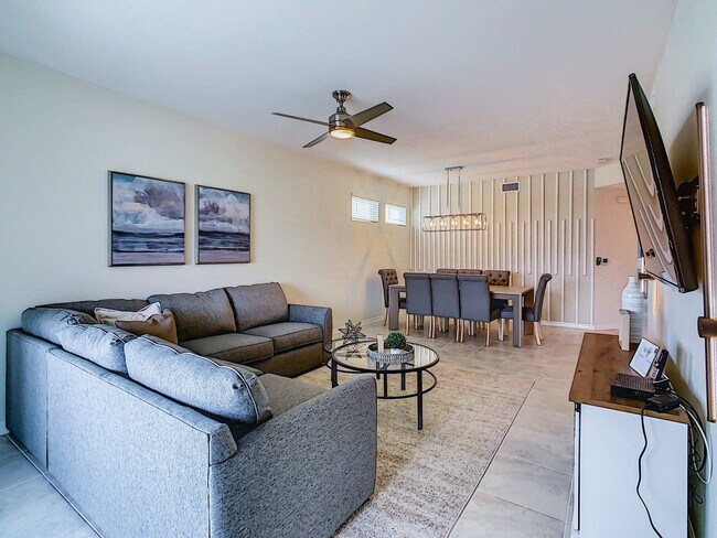 Foto del edificio - 3151 Paradox Cir